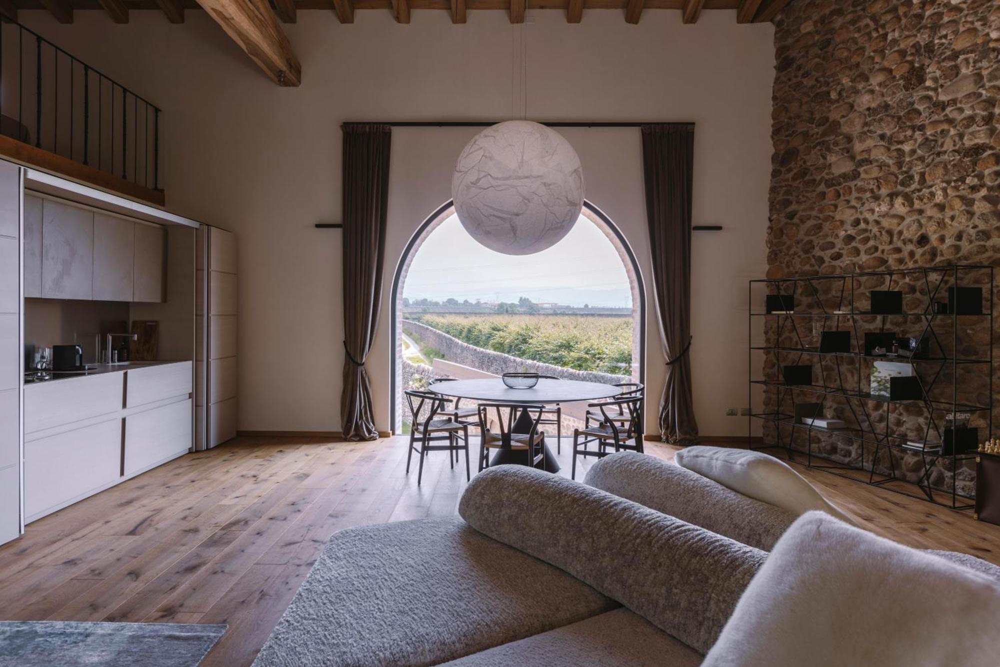 Corte Lanfranconi Relais Пескантина Экстерьер фото